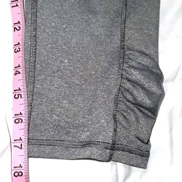 Danskin Now Womens Gray Ruched Capri Leggings Size M - Picture 11 of 11